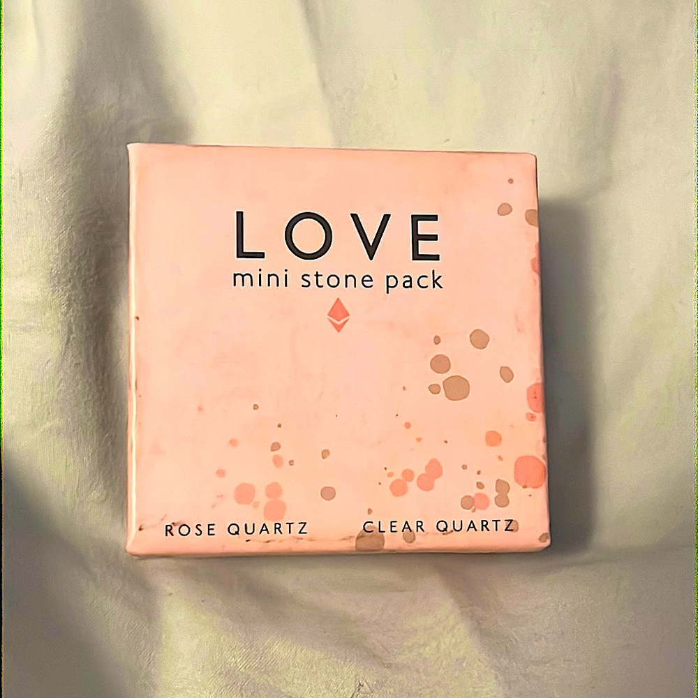 LOVE Mini stone pack NIB